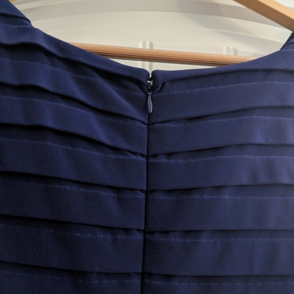 ✓HOST PICK!! Adrianna Papell Sleeveless Dress - Picture 8 of 8